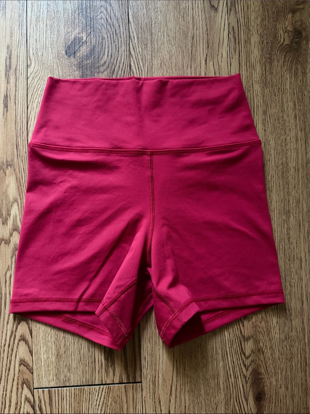 Fleo High-Waist Red Bike Shorts